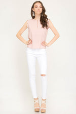 Les Scalloped Sleeve Top